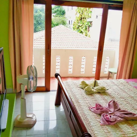 Pott Guesthouse Chaweng  Exterior photo